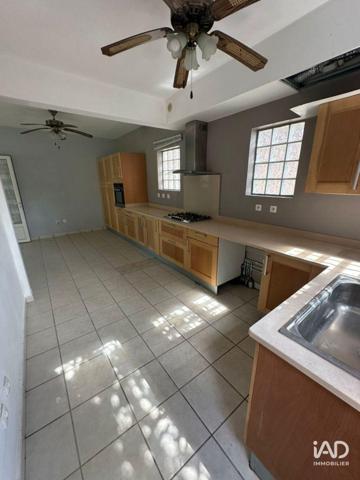 Maison à vendre 4 pièces 120 m² Sainte-Suzanne