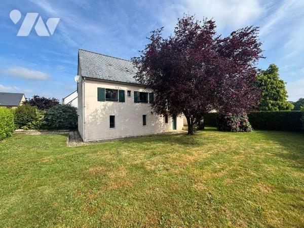 NOUVEAUTE ! A vendre en EXCLUSIVITE chez Trente-Cinq Notaires ! 

Sur la commune de Saint-Erb...