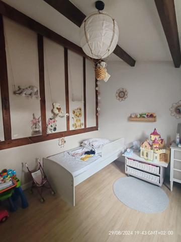 Maison 3 chambres, studio, hangar et grange