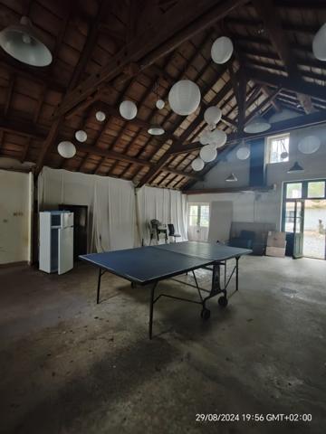 Maison 3 chambres, studio, hangar et grange