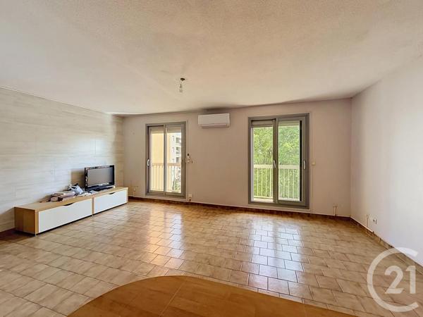 Appartement F4 à vendre  4 pièces - 73,40 m 2   SETE  - 34