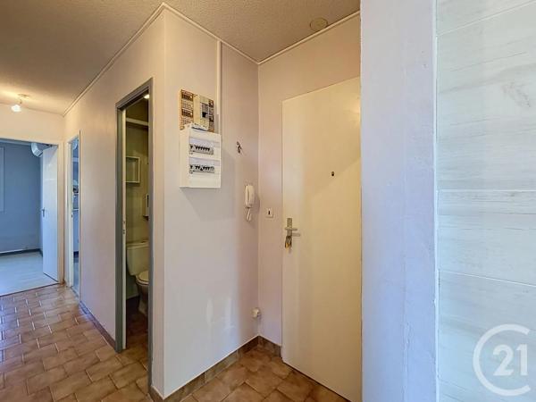 Appartement F4 à vendre  4 pièces - 73,40 m 2   SETE  - 34