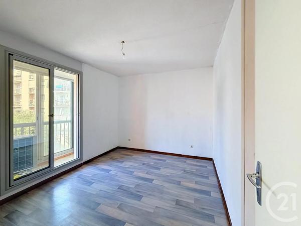 Appartement F4 à vendre  4 pièces - 73,40 m 2   SETE  - 34
