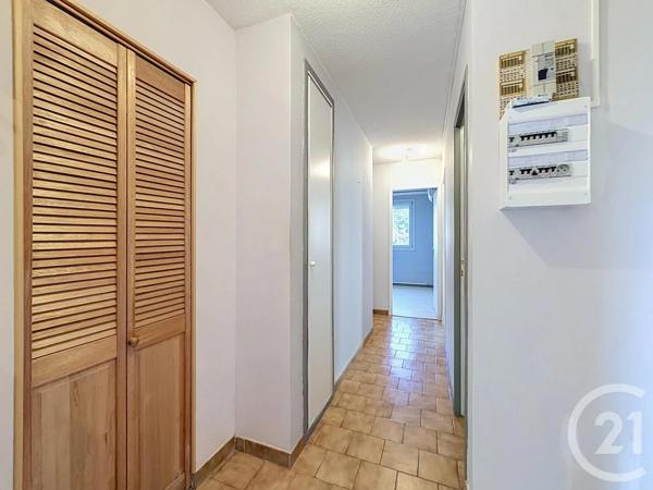 Appartement F4 à vendre  4 pièces - 73,40 m 2   SETE  - 34