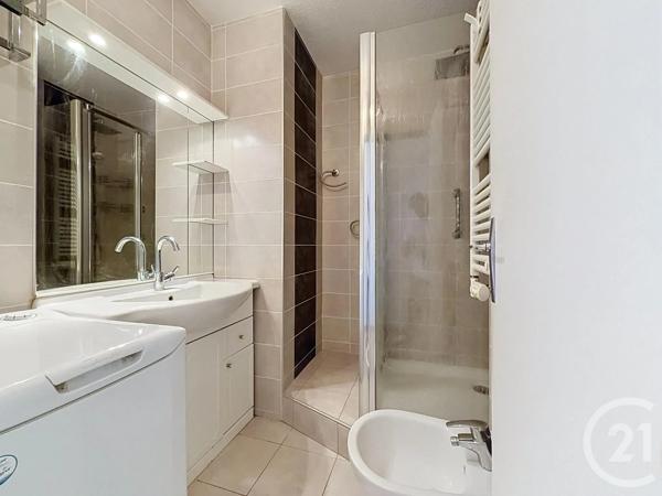 Appartement F4 à vendre  4 pièces - 73,40 m 2   SETE  - 34