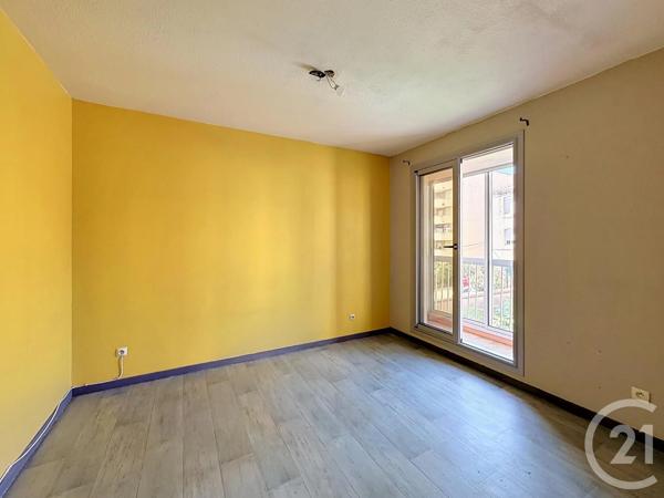 Appartement F4 à vendre  4 pièces - 73,40 m 2   SETE  - 34