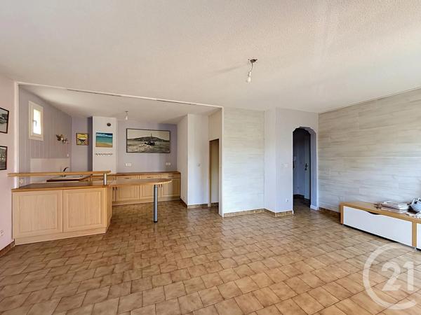 Appartement F4 à vendre  4 pièces - 73,40 m 2   SETE  - 34