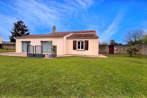 Maison 4 pièces - LES VELLUIRE SUR VENDEE - 97m²