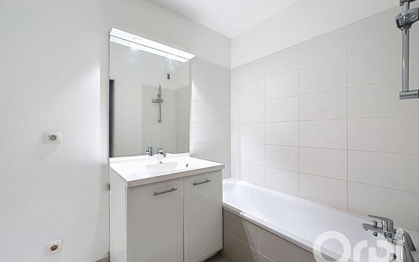 Appartement à vendre    2 pièces • 66,97 m2 Vétraz-Monthoux