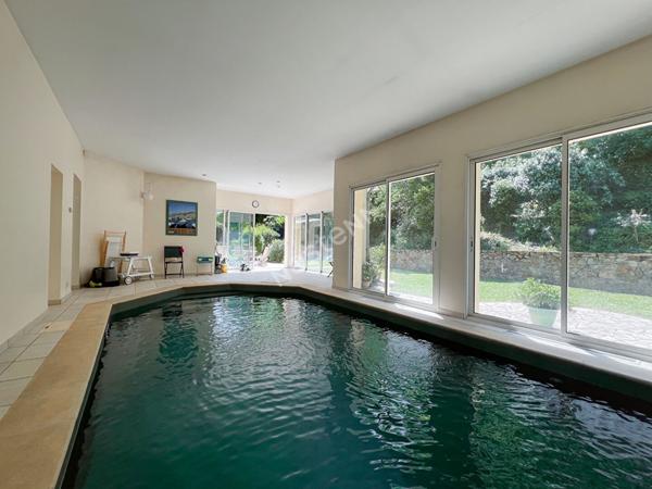 Maison Avrillé 11 pièces, 6 chambres - Bien exceptionnel, situé au Golf d'Avrillé