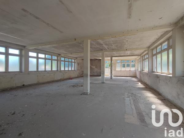 Immeuble à vendre 630 m² Chars