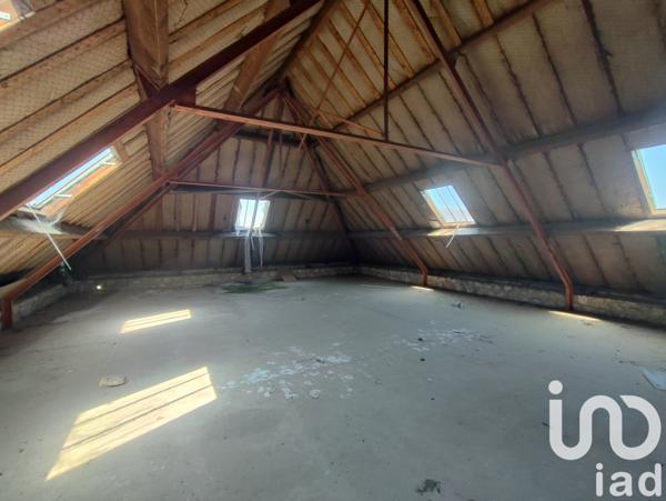 Immeuble à vendre 630 m² Chars