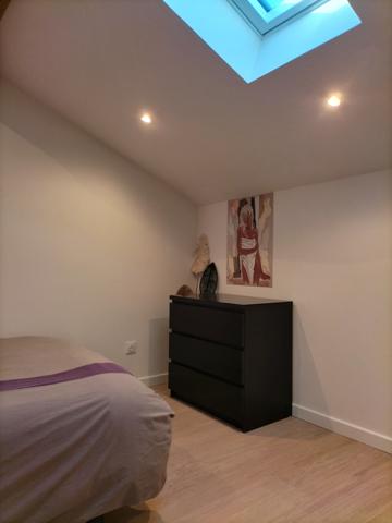 Le Thor (84250) Maison de village entièrement rénovée avec jardin