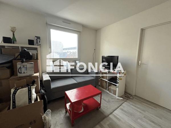 Location Appartement 2 pièces 40.2 m² - 37 RUE DE MOURMANT Lille 59000