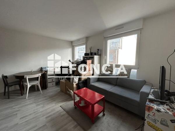 Location Appartement 2 pièces 40.2 m² - 37 RUE DE MOURMANT Lille 59000