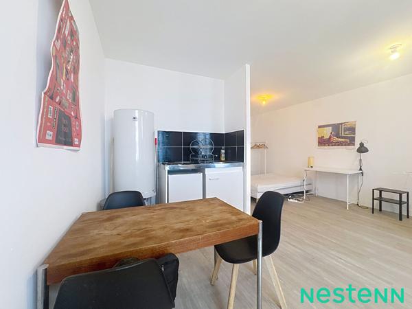 Studio à louer, centre ville, secteur Badouillère, super état