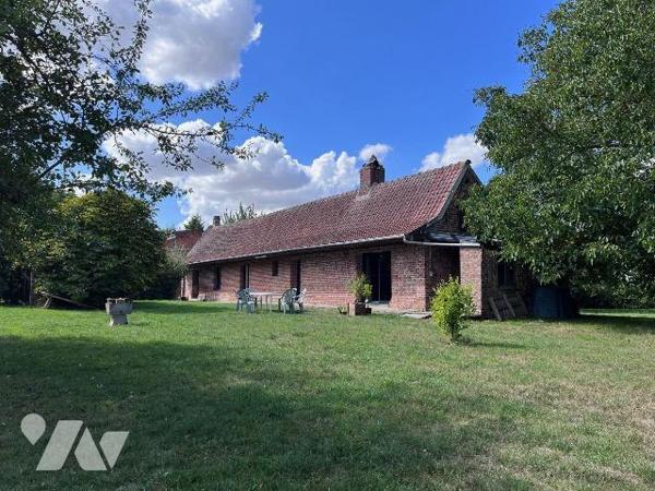 Cadre exceptionnel !!! Sur une parcelle d'env 4000m², un havre de paix à seulement 8 mn de la g...