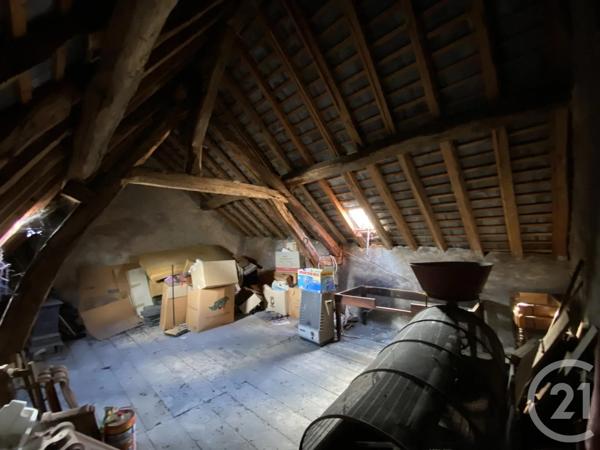 Maison à vendre  8 pièces - 173,71 m 2   LE VEURDRE  - 03