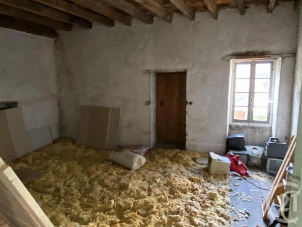 Maison à vendre  8 pièces - 173,71 m 2   LE VEURDRE  - 03