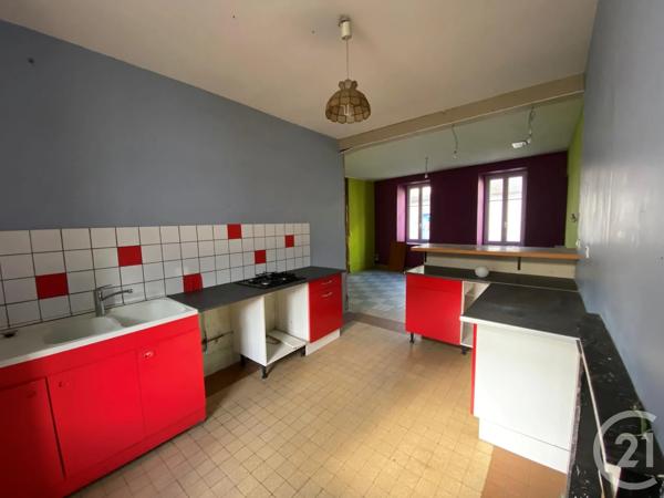 Maison à vendre  8 pièces - 173,71 m 2   LE VEURDRE  - 03