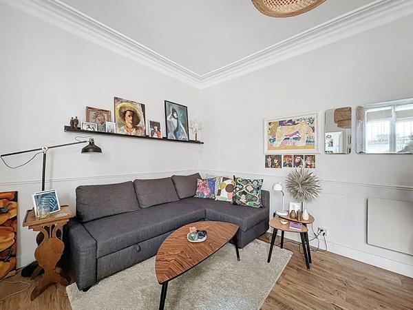 SOUS COMPROMIS - Charmant T2 en Rez-de-Chaussée sur cour sécurisé, Rue Dulong, Paris 17e