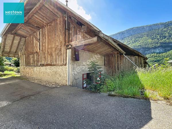 ALLEVES _  Charmante maison de village de 106.04 m² au sol, à vendre