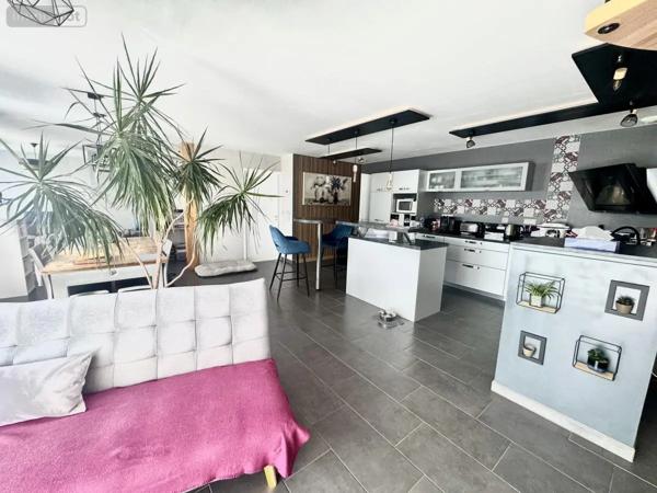 Location - Maison Les Bessons 48200 8 pièces 153 m 2 1000 m 2