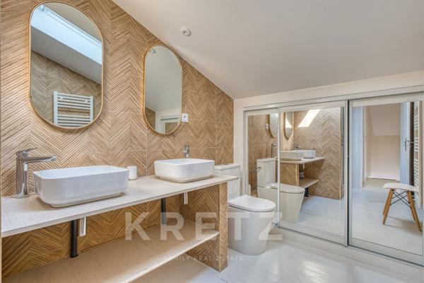 Villa familiale de 215m² avec piscine – Île de Ré, cœur de village, plages à pied