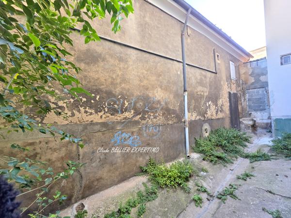 MAISON A RÉNOVER DANS LE TRIANGLE Rue CELONY / Boulevard de la République / Cours SEXTIUS 13 100 AIX EN PROVEN