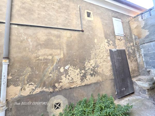 MAISON A RÉNOVER DANS LE TRIANGLE Rue CELONY / Boulevard de la République / Cours SEXTIUS 13 100 AIX EN PROVEN