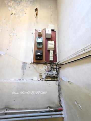 MAISON A RÉNOVER DANS LE TRIANGLE Rue CELONY / Boulevard de la République / Cours SEXTIUS 13 100 AIX EN PROVEN