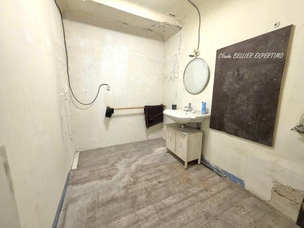 MAISON A RÉNOVER DANS LE TRIANGLE Rue CELONY / Boulevard de la République / Cours SEXTIUS 13 100 AIX EN PROVEN