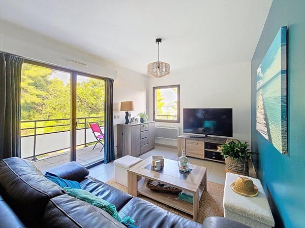 Costebelle dernier étage - T3 de 60 m², terrasse 15 m² vue 180°, garage