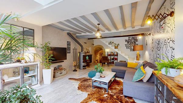 Maison atypique de 225m² à Mézy Sur Seine avec appartement F3 Indépendant.