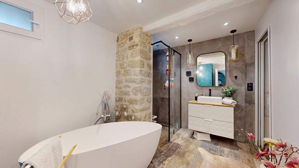 Maison atypique de 225m² à Mézy Sur Seine avec appartement F3 Indépendant.