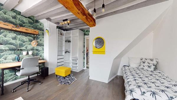 Maison atypique de 225m² à Mézy Sur Seine avec appartement F3 Indépendant.