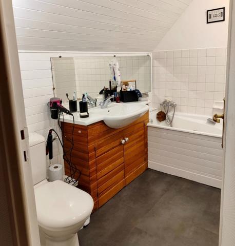 Maison de caractère 270 m2 OYONNAX (01)