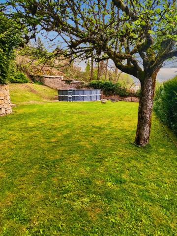 Maison de caractère 270 m2 OYONNAX (01)