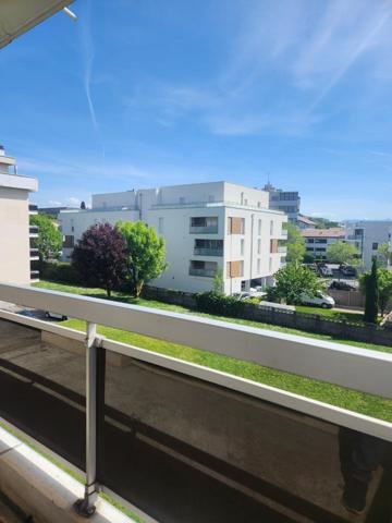 Appartement à VILLE LA GRAND (74100)