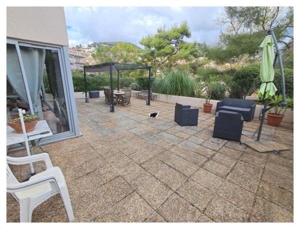 Appartement à vendre 2 pièces GRASSE (06)