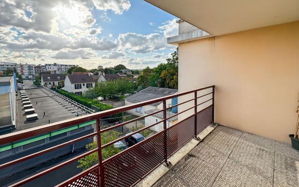 Appartement à vendre    4 pièces • 76,40 m2 Vigneux-sur-Seine