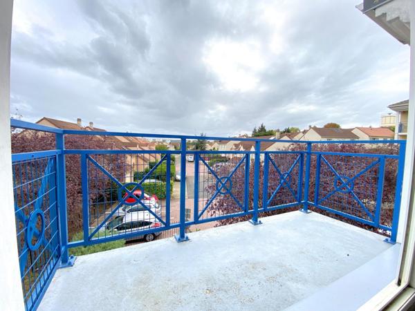 15 minutes de la gare (Village - Roseraie)