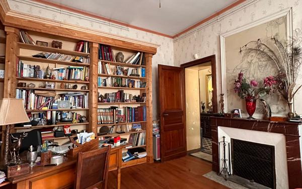 Maison à vendre    7 pièces •    Aire-sur-l'Adour