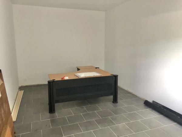 Local/bureau à louer GEMENOS (13)