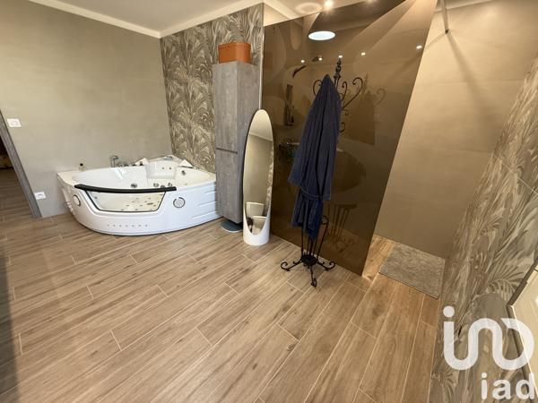 Maison à vendre 6 pièces 201 m² Bezouce