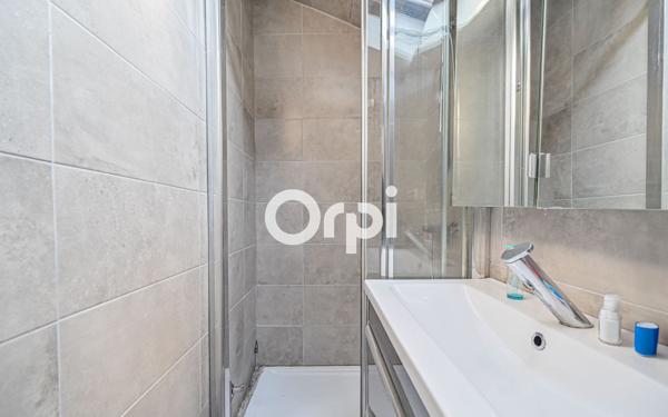 Maison à vendre    6 pièces • 217 m2 Rosny-sous-Bois