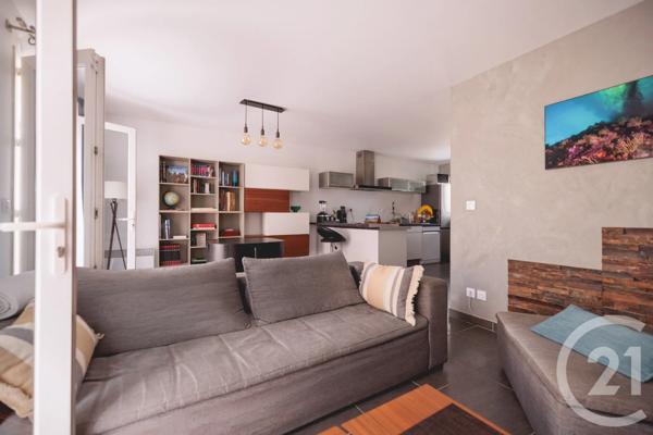Maison à vendre  4 pièces - 75 m 2   FOS SUR MER  - 13