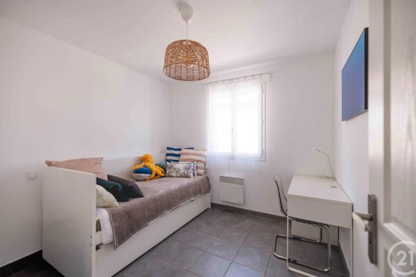 Maison à vendre  4 pièces - 75 m 2   FOS SUR MER  - 13
