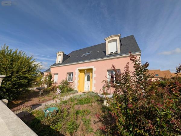 Maison individuelle à vendre à Aubigné-Racan dans la Sarthe (72800), ref : 13861/1615