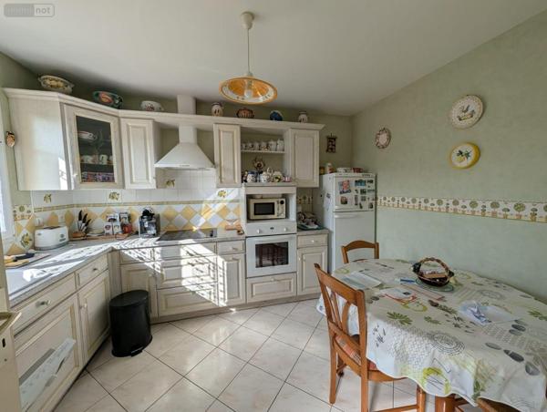 Maison individuelle à vendre à Aubigné-Racan dans la Sarthe (72800), ref : 13861/1615